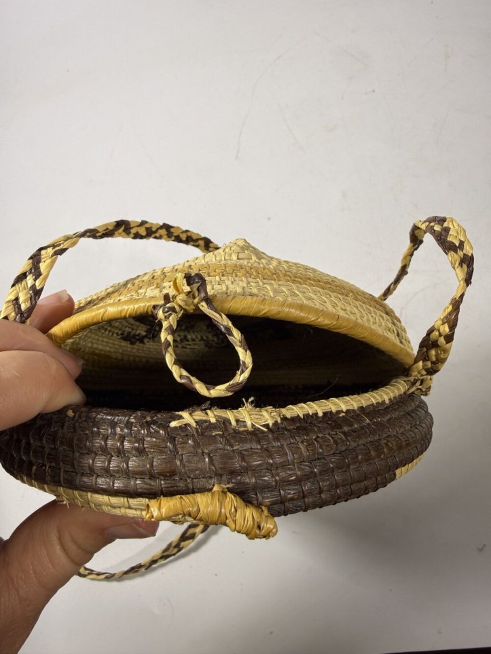 Tribal Medicine Pouch Purse Turtle Wounaan Embera Panama Folk Art Vintage Handma - Picture 15 of 16